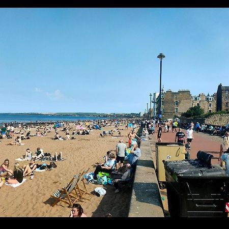 Апартаменты Edinburgh Beach Экстерьер фото