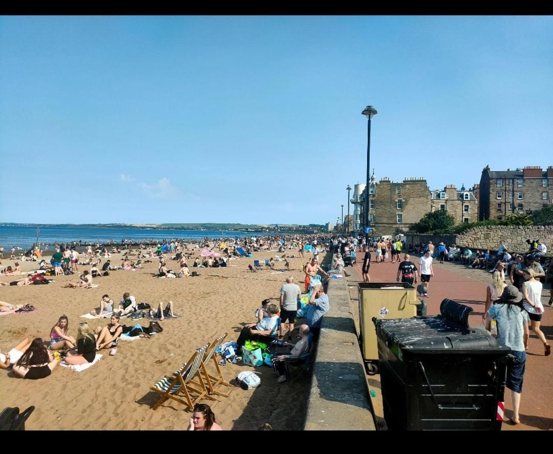Апартаменты Edinburgh Beach Экстерьер фото
